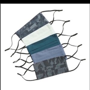 20 Athleta everyday masks